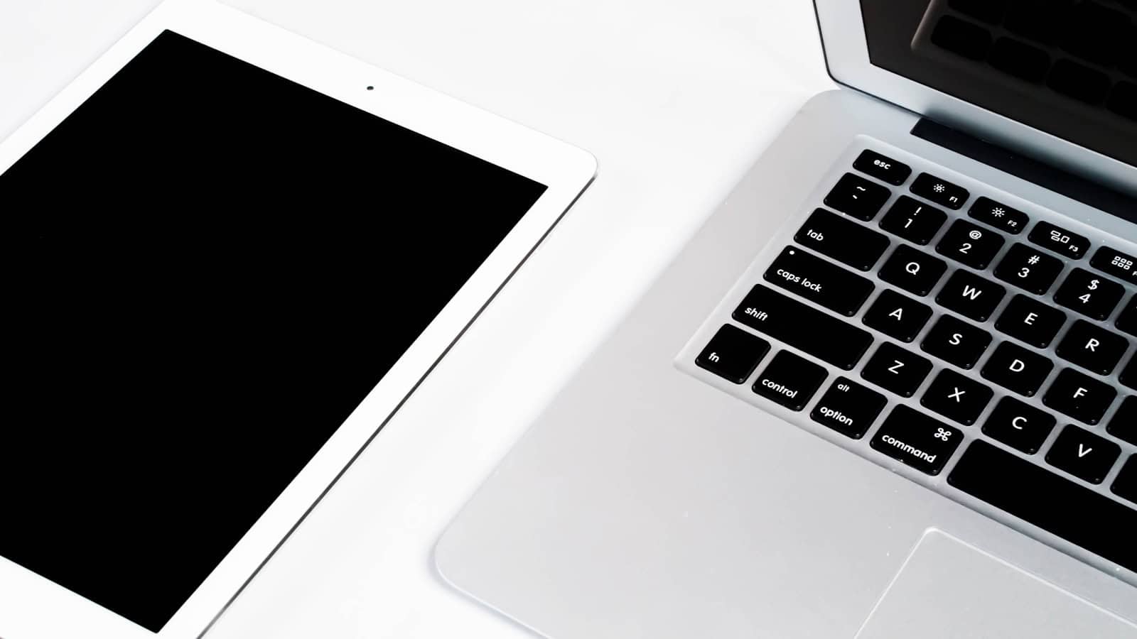 將iPad連接到MacBook：逐步