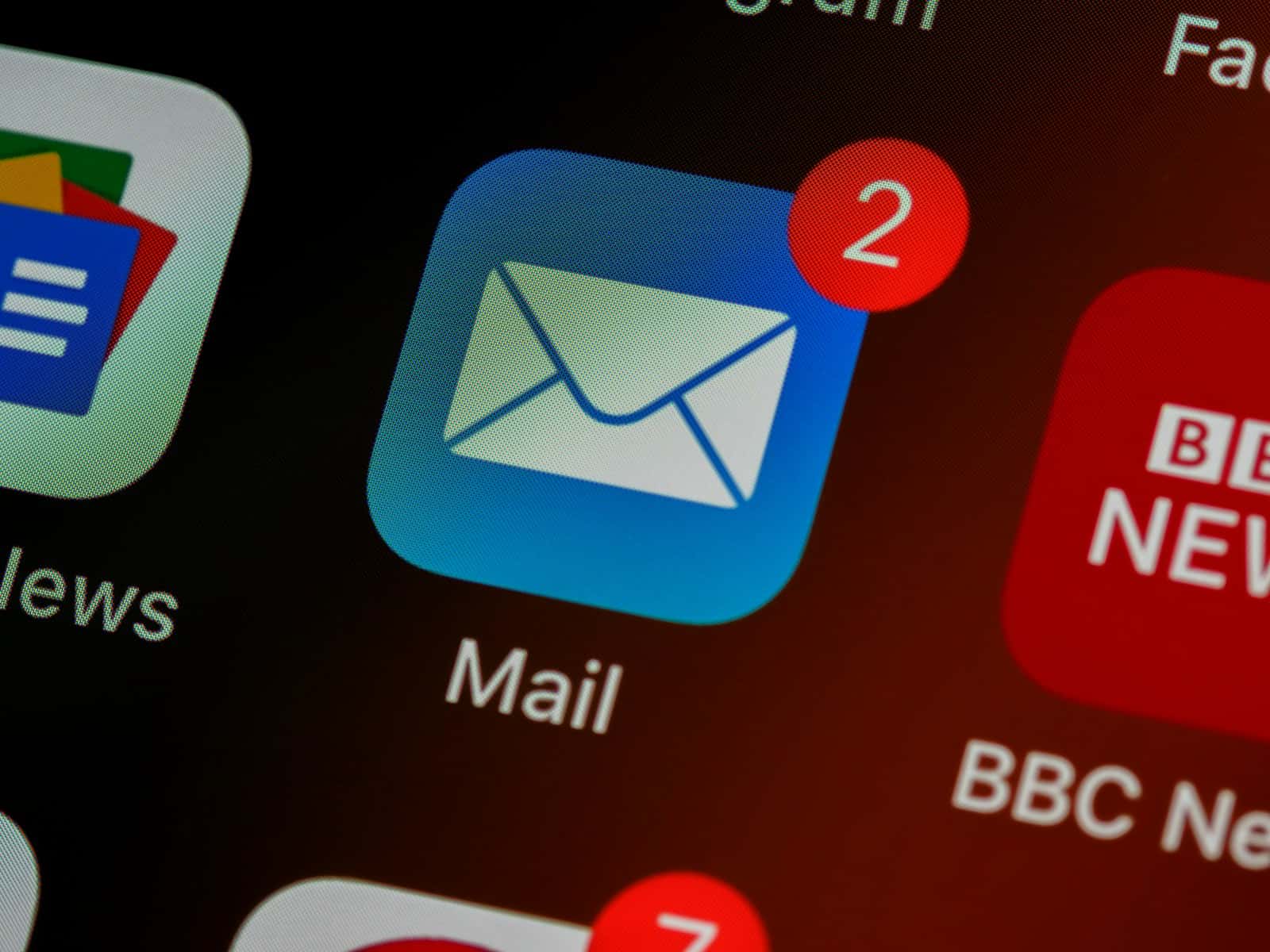 在iPhone上删除的电子邮件会发生什么