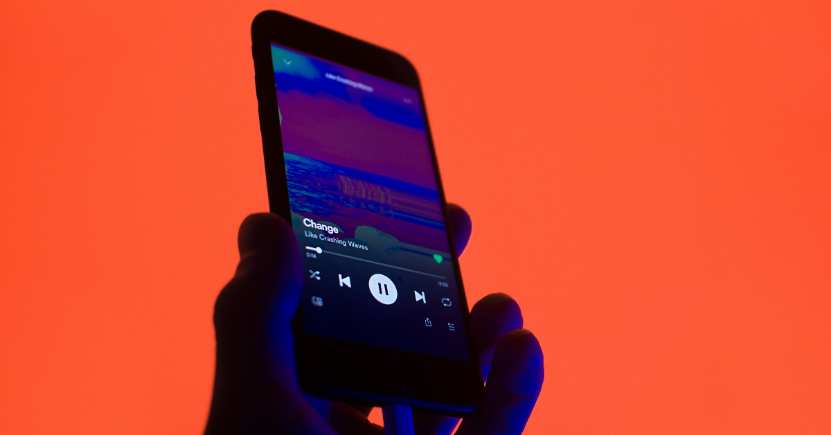 如何在Spotify上禁用画布和还原专辑封面